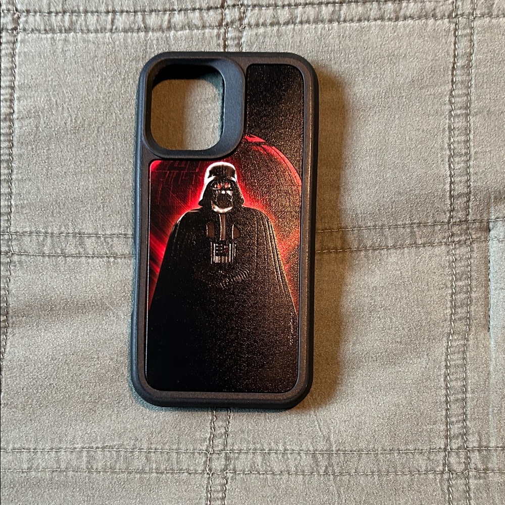 Disney Star Wars Darth Vader iPhone 16 Phone Case - Black and Red